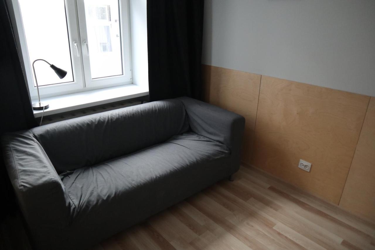 Milo Mi - 2 Bedroom In The Old Town Apartment *